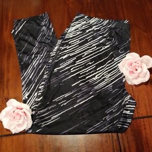 Lily by Firmiana leggings